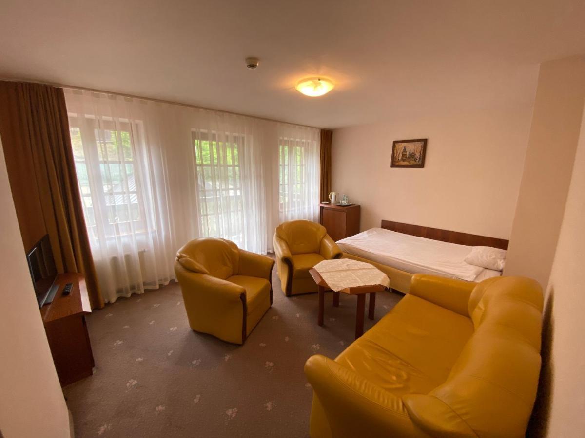 Hotel Grant Krynica Zdroj Buitenkant foto