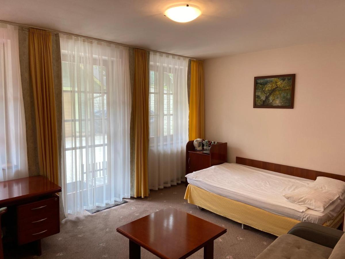 Hotel Grant Krynica Zdroj Buitenkant foto