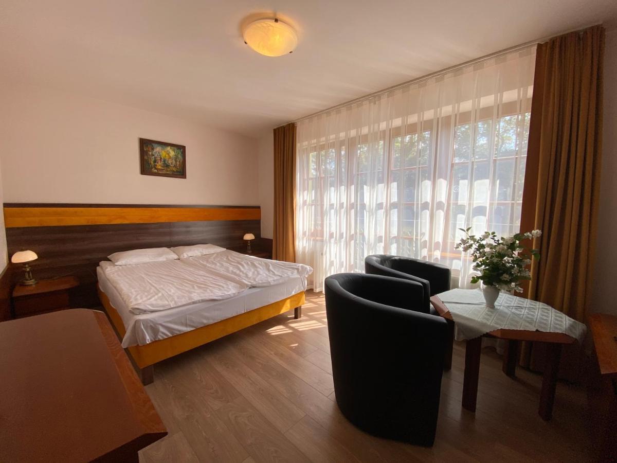 Hotel Grant Krynica Zdroj Buitenkant foto