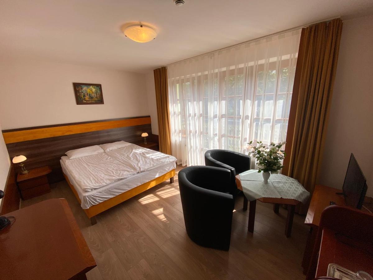 Hotel Grant Krynica Zdroj Buitenkant foto