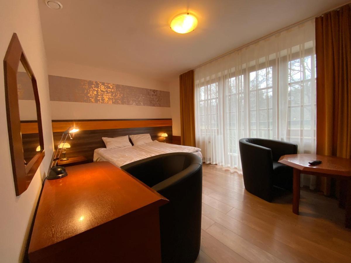 Hotel Grant Krynica Zdroj Buitenkant foto