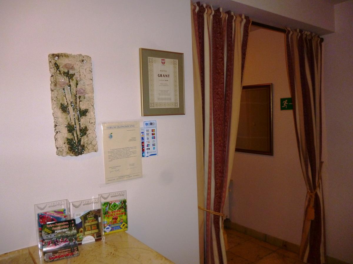 Hotel Grant Krynica Zdroj Buitenkant foto