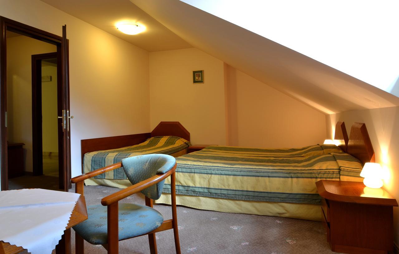 Hotel Grant Krynica Zdroj Buitenkant foto